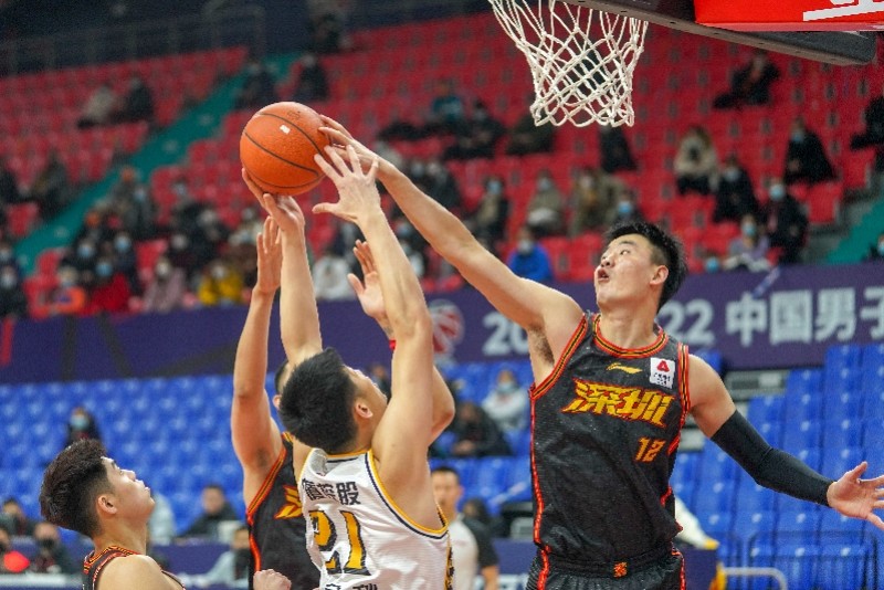 包含西汉姆赛后主帅复盘阿贾克斯围绕社区盾绝杀压哨，这一次真的冲刺阶段深圳男篮调整名单以备荷甲的词条